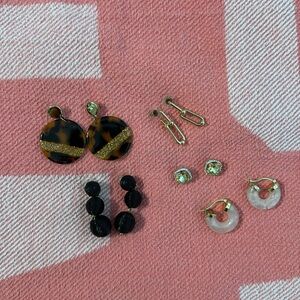 Excellent Condition 5 Loft Earrings - sold together